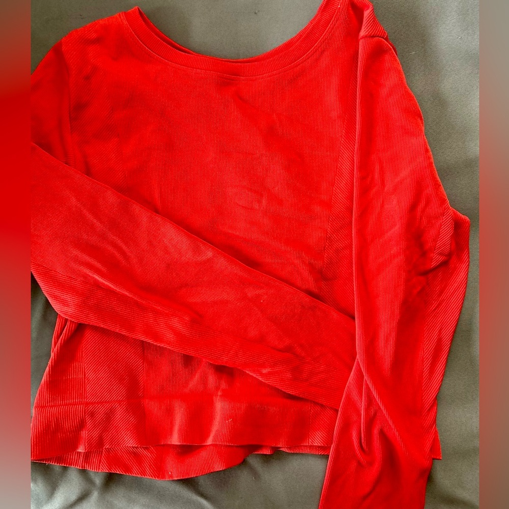 Women’s workout top